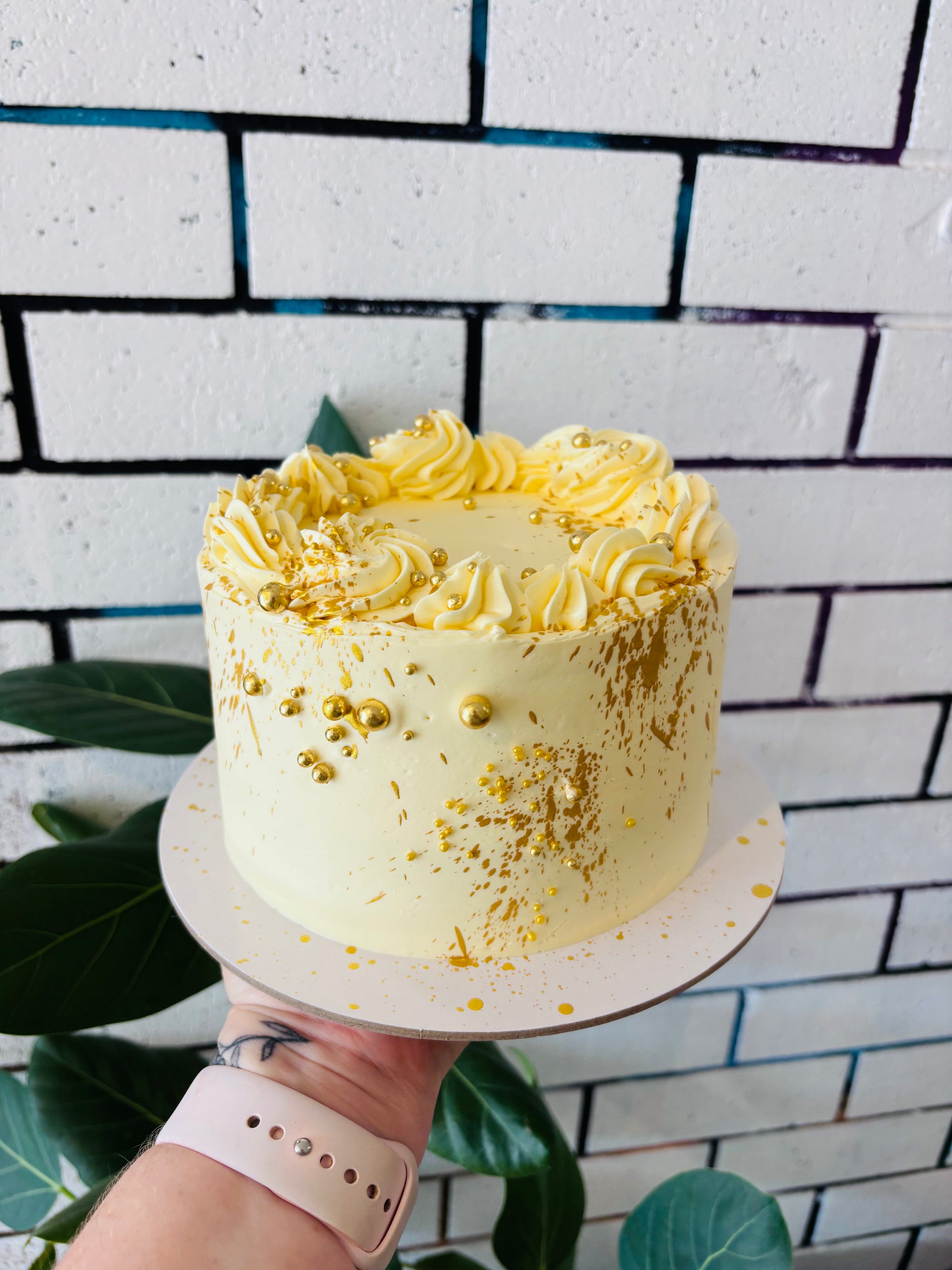 Signature Daily Cake Range