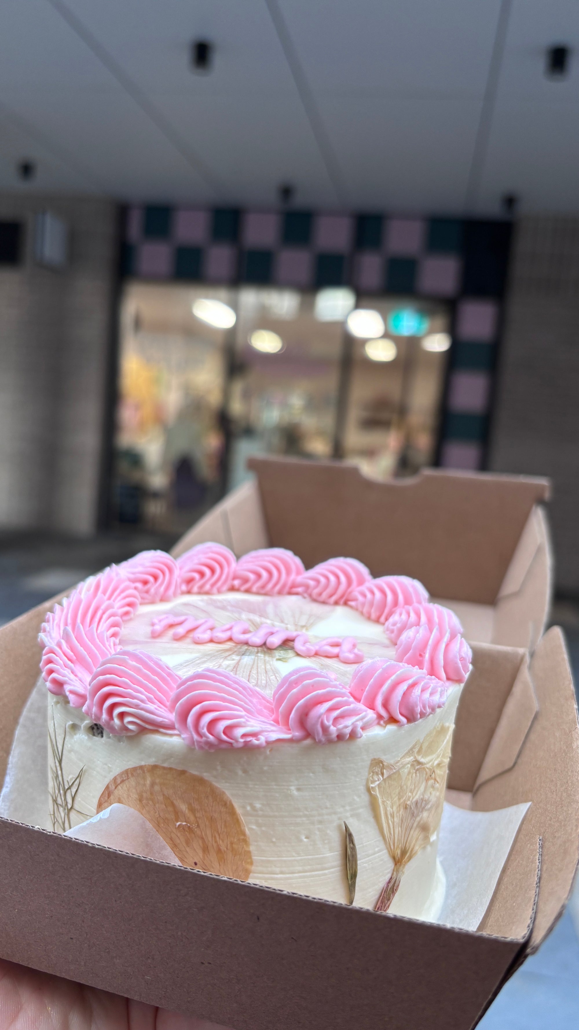 Mama Mini Cake Box